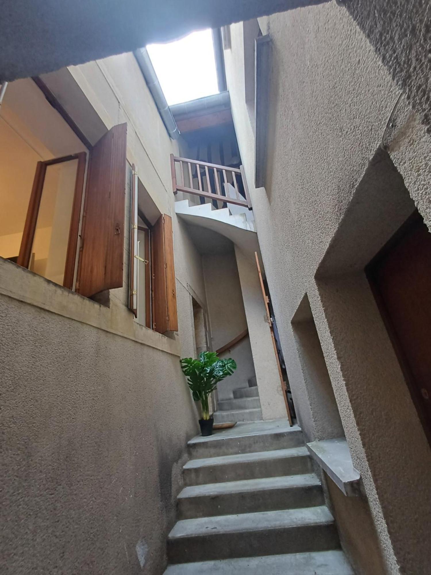 *Monge Zola* Apartment Dijon Ngoại thất bức ảnh